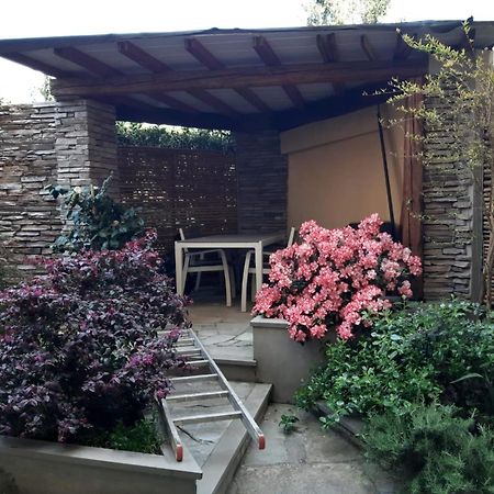 Careggi Garden Apartment Флоренция Экстерьер фото
