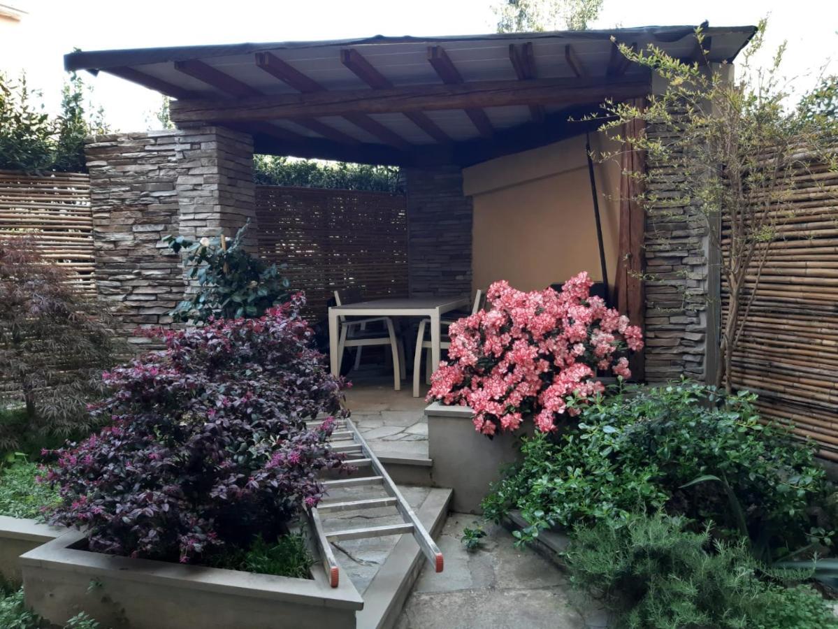 Careggi Garden Apartment Флоренция Экстерьер фото